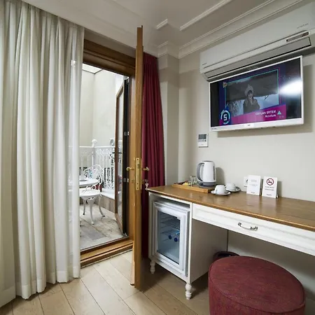 Amofta Taksim 5*