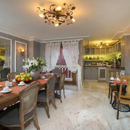 Amofta Taksim Hotel 5*