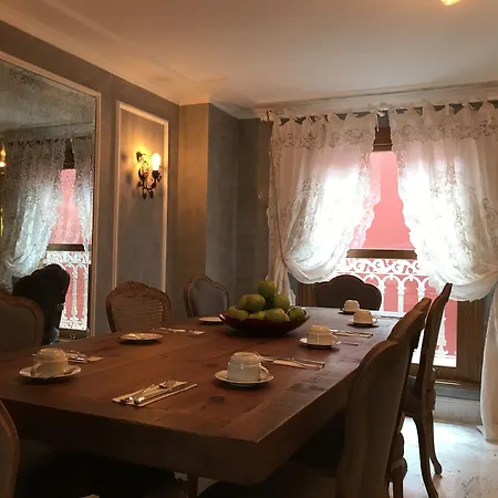 Amofta Taksim מלון 5*